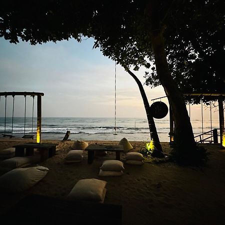 Hotel Moi Talpe By Dbi Extérieur photo