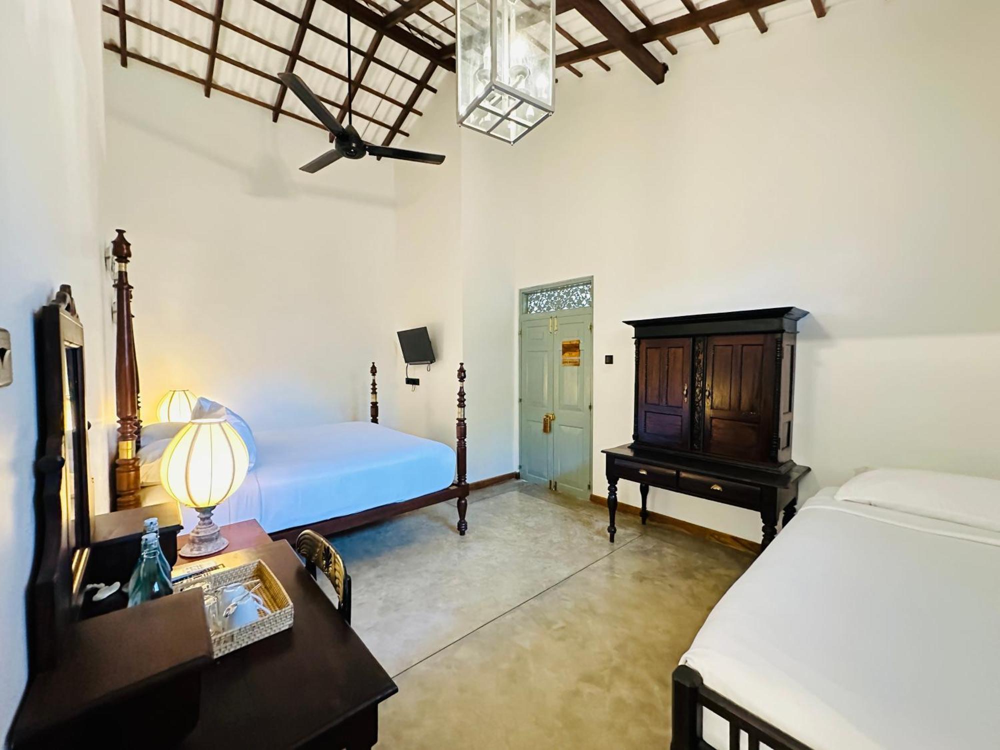 Hotel Moi Talpe By Dbi Extérieur photo