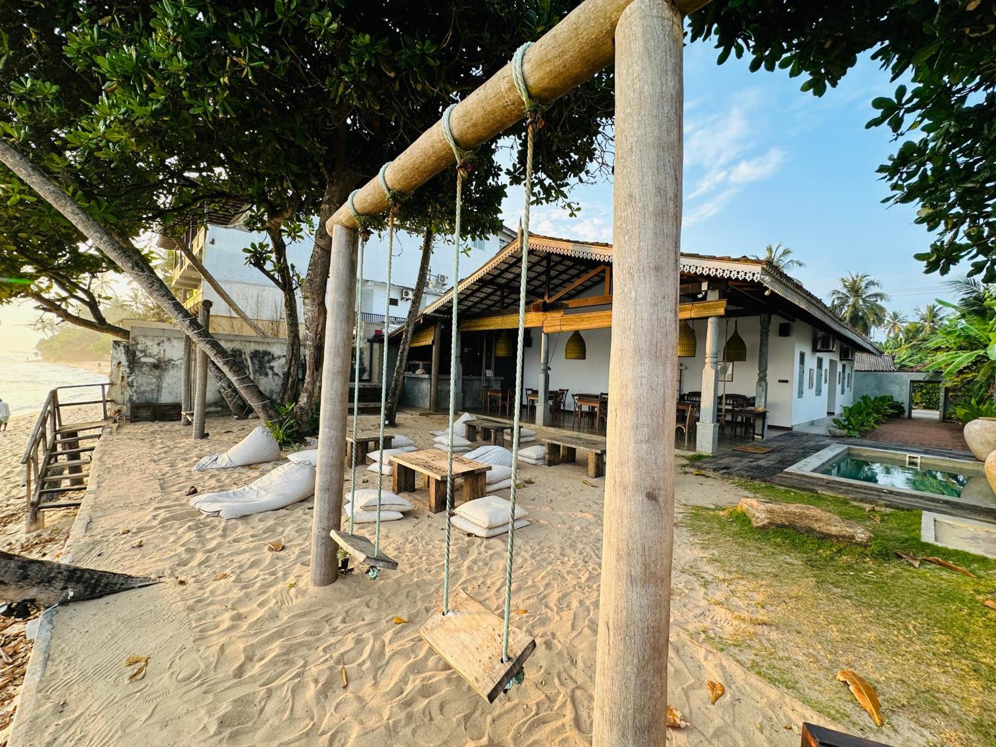 Hotel Moi Talpe By Dbi Extérieur photo