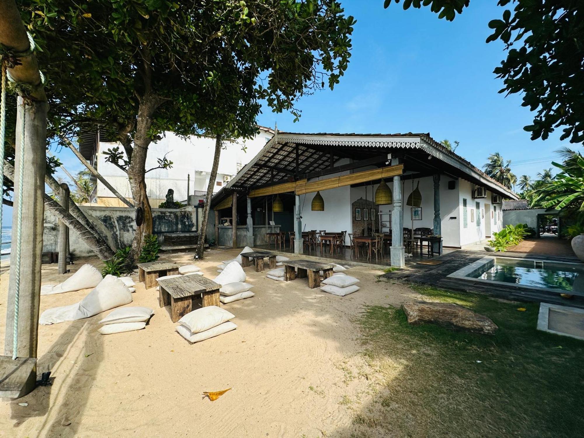 Hotel Moi Talpe By Dbi Extérieur photo