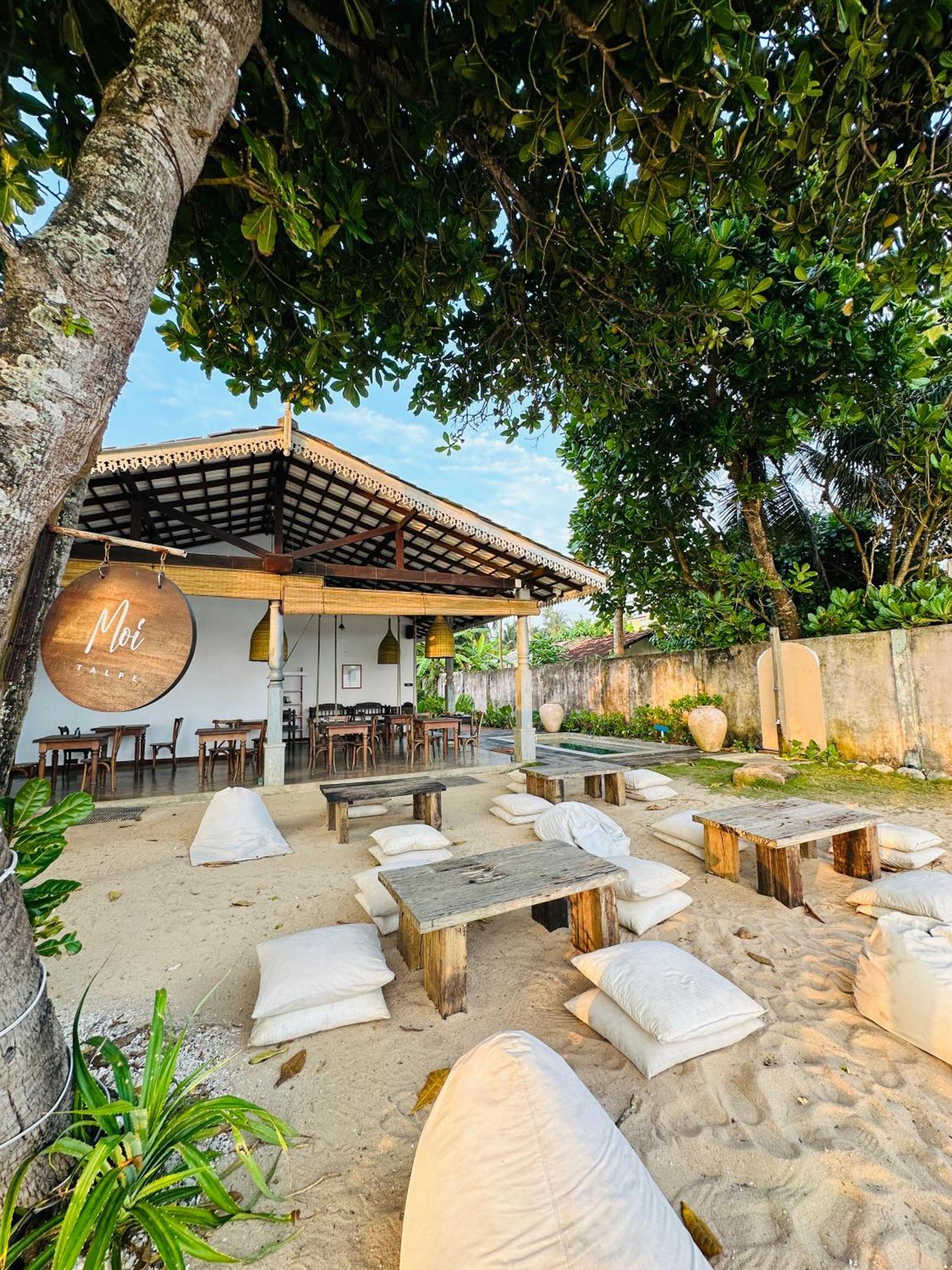 Hotel Moi Talpe By Dbi Extérieur photo