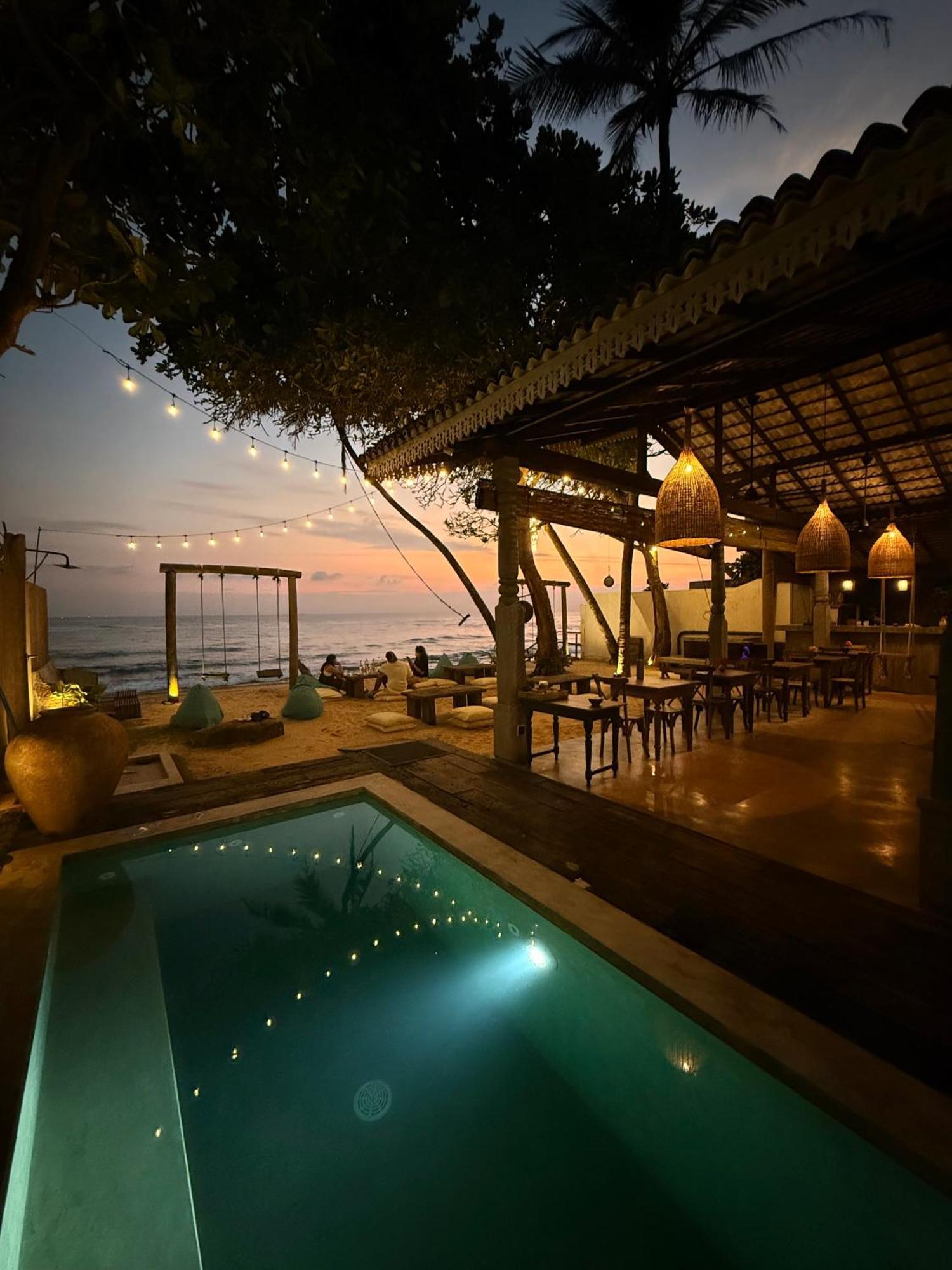 Hotel Moi Talpe By Dbi Extérieur photo